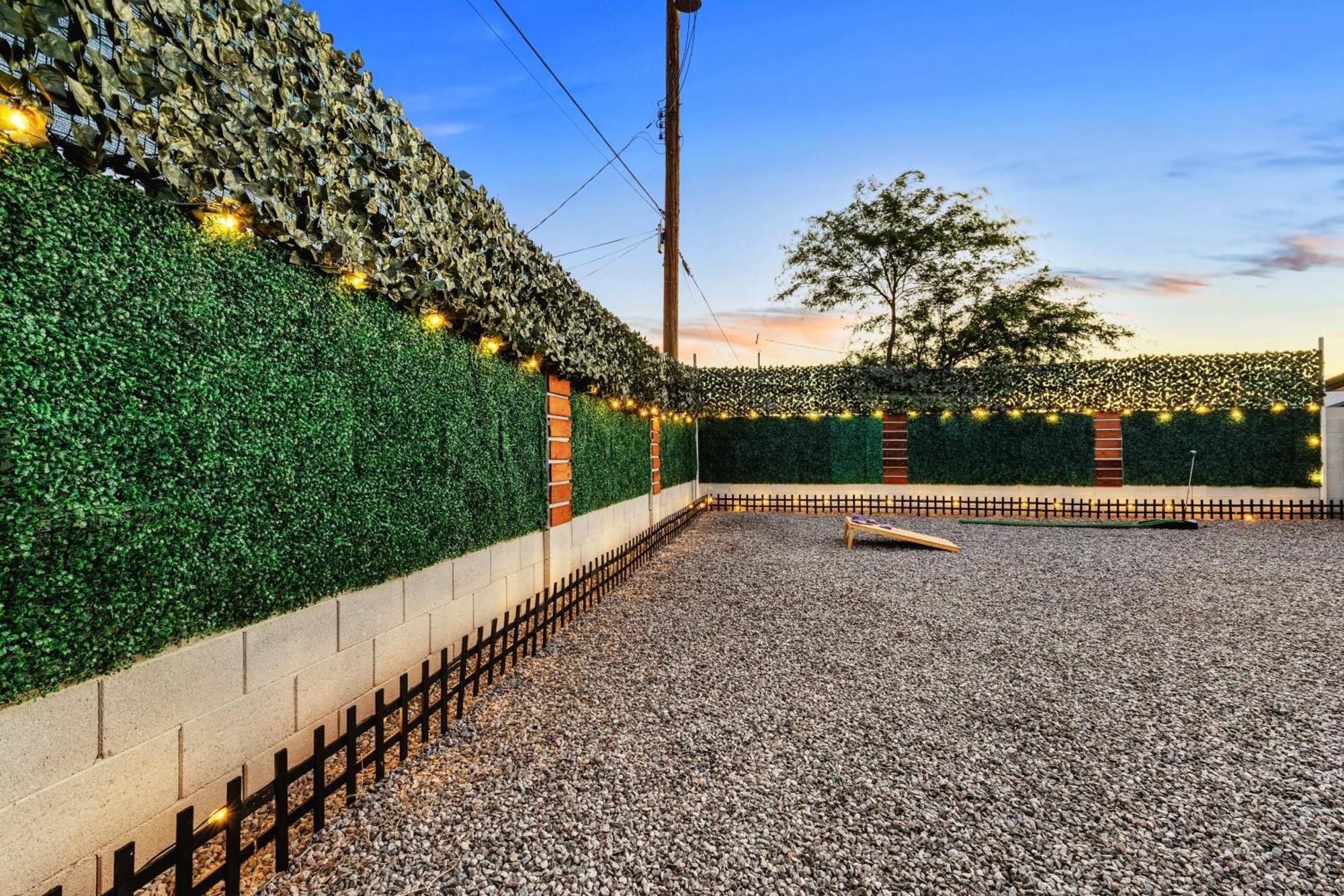 Phoenix Retreat - 2 Bedroom Home With King-Size Bed - 3 Smart Tvs - 10 Min From Airp - Unit A Exterior photo